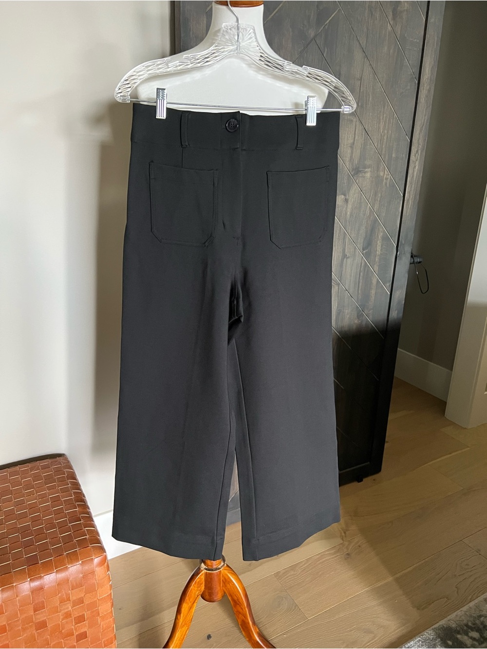 Elie Tahari Black High Rise Wide Leg Ankle Trouser